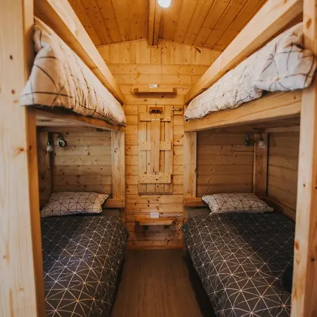 Guest house Livranda Camping Houses Saunags
